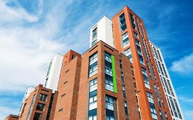 Merlin Heights For Students Only, Private Rooms In Leicester